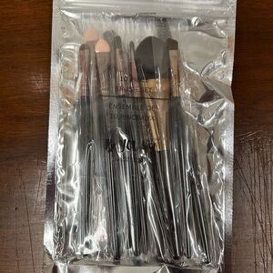 New LA Express Be-YOU-tiful 10-Piece Black Makeup Brush Set